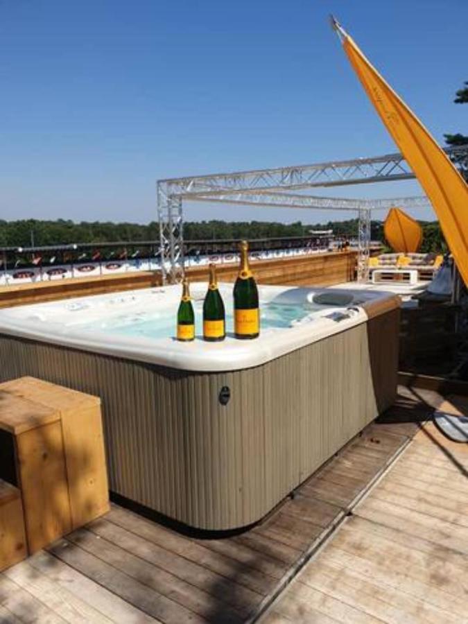 Вилла Gt Lounge Heusden-Zolder Экстерьер фото