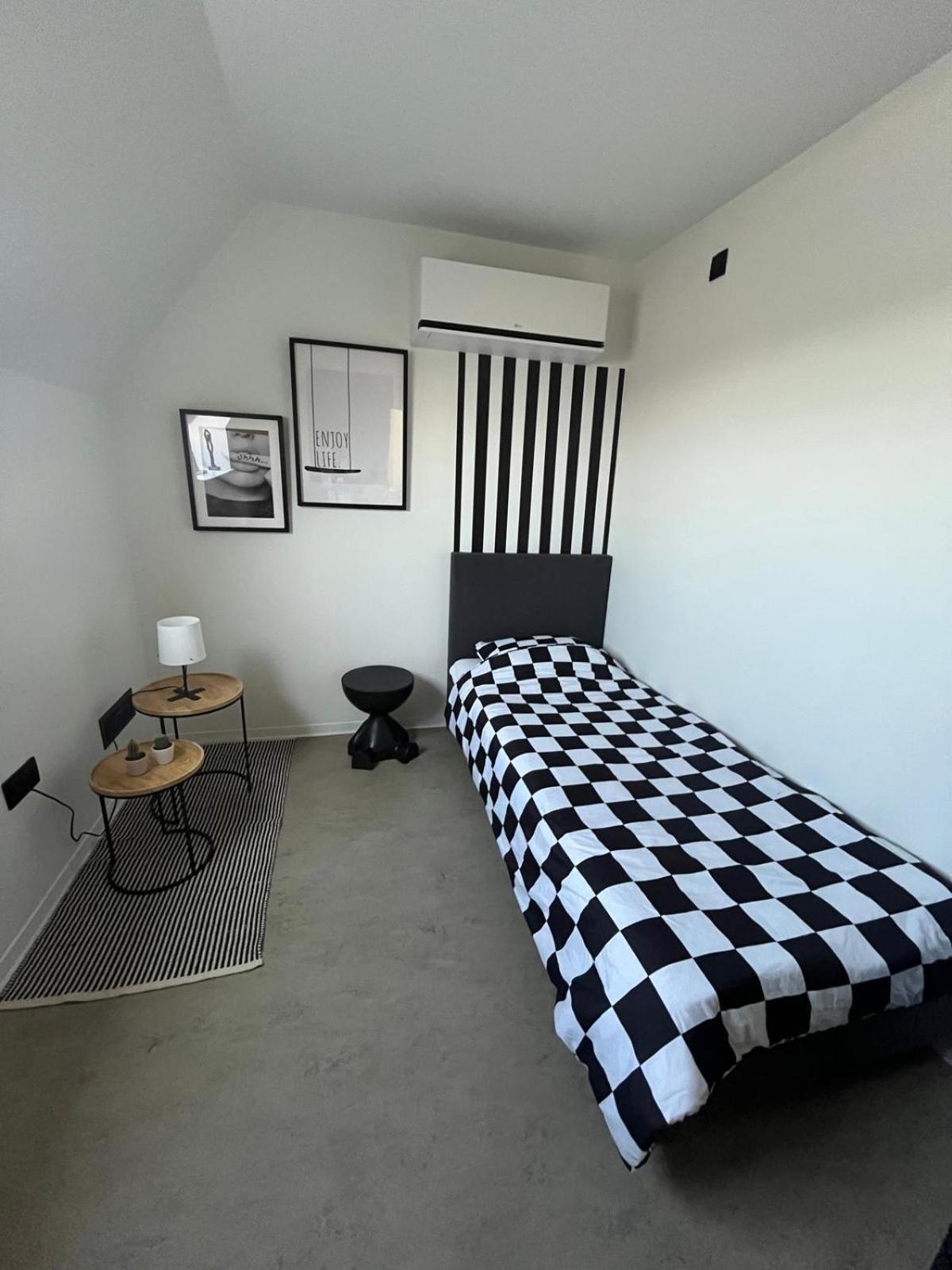 Вилла Gt Lounge Heusden-Zolder Экстерьер фото
